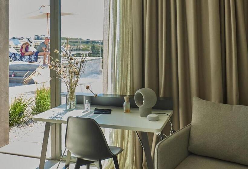 スタンダードルーム, Pecoranera