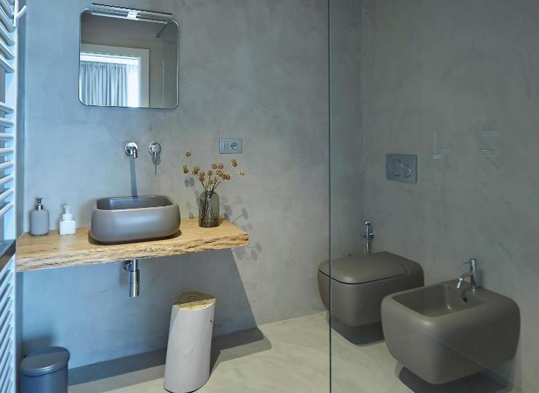 デラックスルーム, Pecoranera