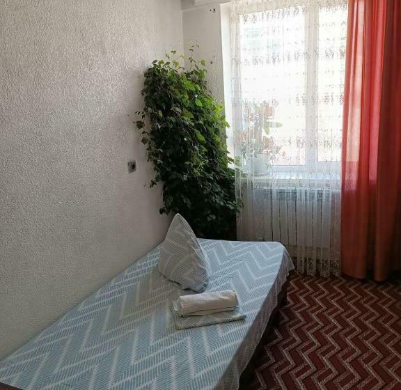 اتاق استاندارد یک نفره, Halalhostel