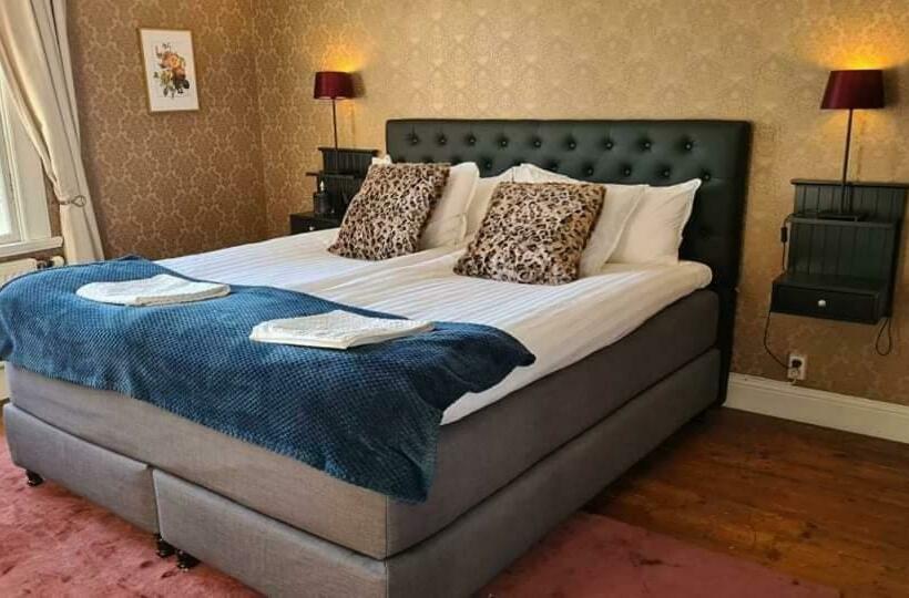 Номер Стандарт, Alstrums Gård