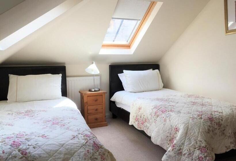 اتاق استاندارد با چشم‌انداز باغ, Alba House