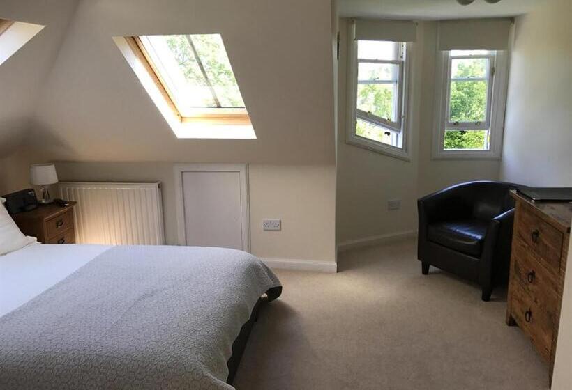 اتاق استاندارد, Alba House