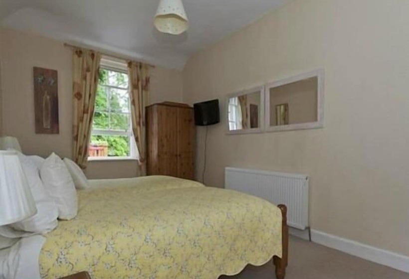 اتاق سوپریور با چشم‌انداز باغ, Alba House