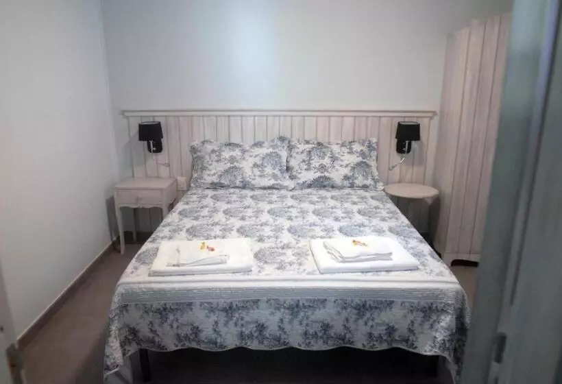 اتاق استاندارد چهار تخته, Bed And Breakfast Conte Luna