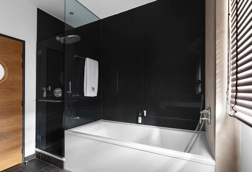 주니어 스위트, Domaine Riberach   Restaurant étoilé   Spa   Piscine Naturelle   Vignoble Bio