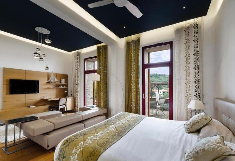 테라스 주니어 스위트, Domaine Riberach   Restaurant étoilé   Spa   Piscine Naturelle   Vignoble Bio