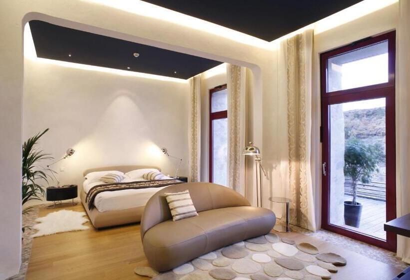 테라스 주니어 스위트, Domaine Riberach   Restaurant étoilé   Spa   Piscine Naturelle   Vignoble Bio