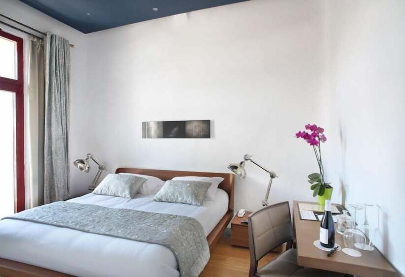 스탠다드 테라스 룸, Domaine Riberach   Restaurant étoilé   Spa   Piscine Naturelle   Vignoble Bio