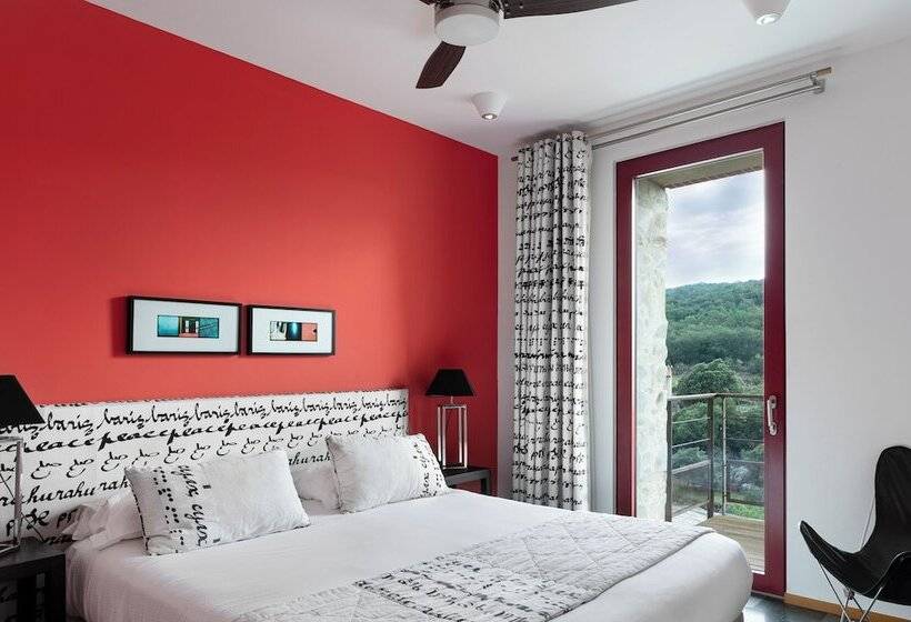 패밀리 룸, Domaine Riberach   Restaurant étoilé   Spa   Piscine Naturelle   Vignoble Bio