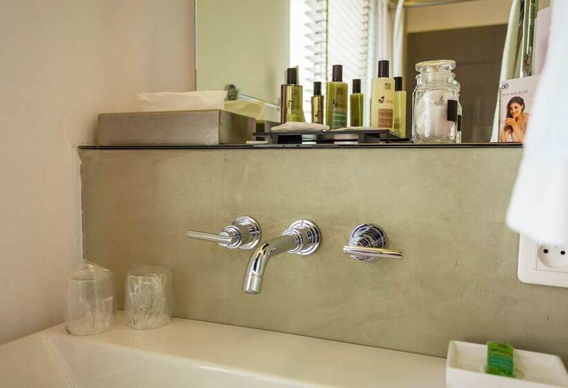 패밀리 룸, Domaine Riberach   Restaurant étoilé   Spa   Piscine Naturelle   Vignoble Bio