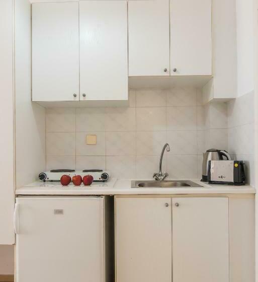 スタンダードスタジオ, Emerald