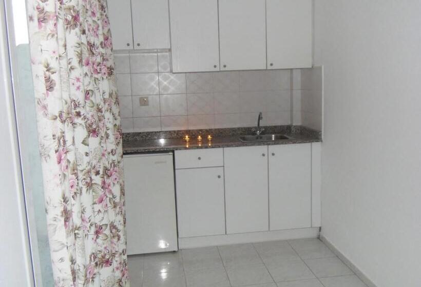 スタンダードスタジオ, Emerald