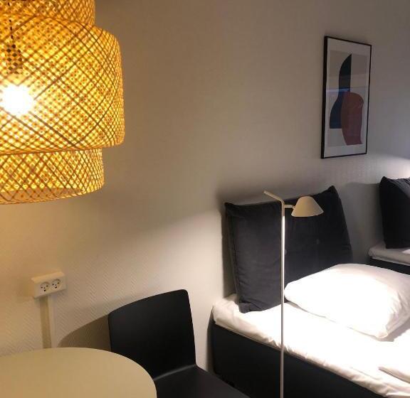 غرفة قياسية مطلة على المدينة, Harbour Living By Jutlandia   Hostel Style