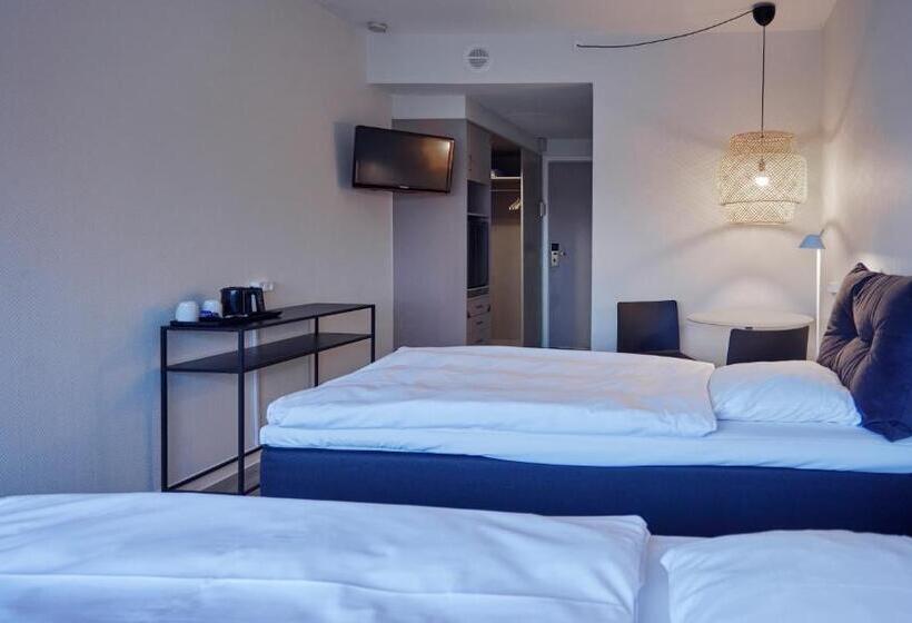 غرفة قياسية مطلة على المدينة, Harbour Living By Jutlandia   Hostel Style