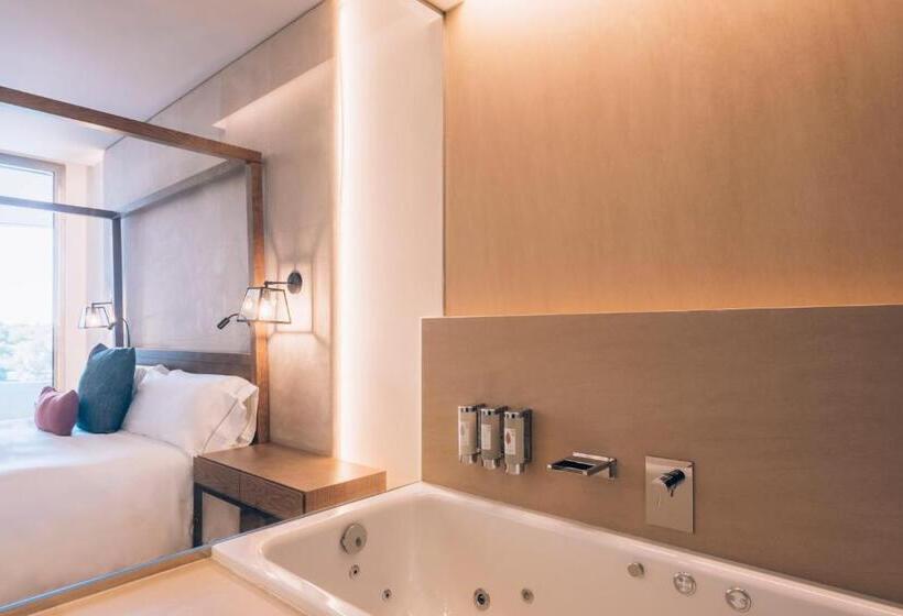 주니어 스위트 풀장 전망, Iberostar Selection Llaut Palma - Adults Only