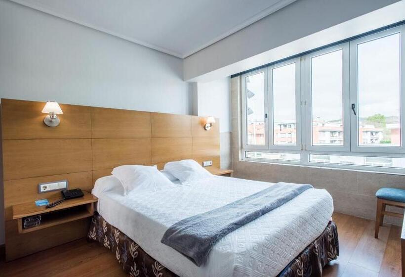 Номер Стандарт Трехместный, Los Pasiegos