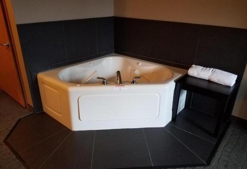 ハイドロマッサージバス付きスイート, Okoboji Inn & Suites