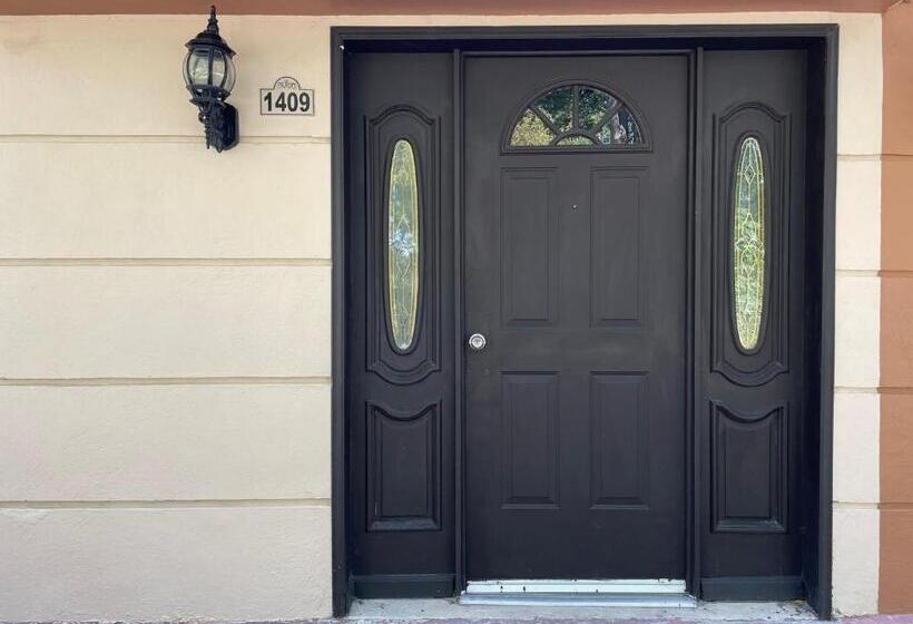 高级大房间, Real Home