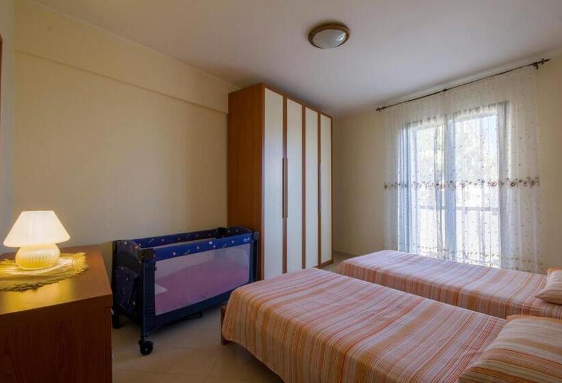 침실 2개 아파트, Residence Le Saline