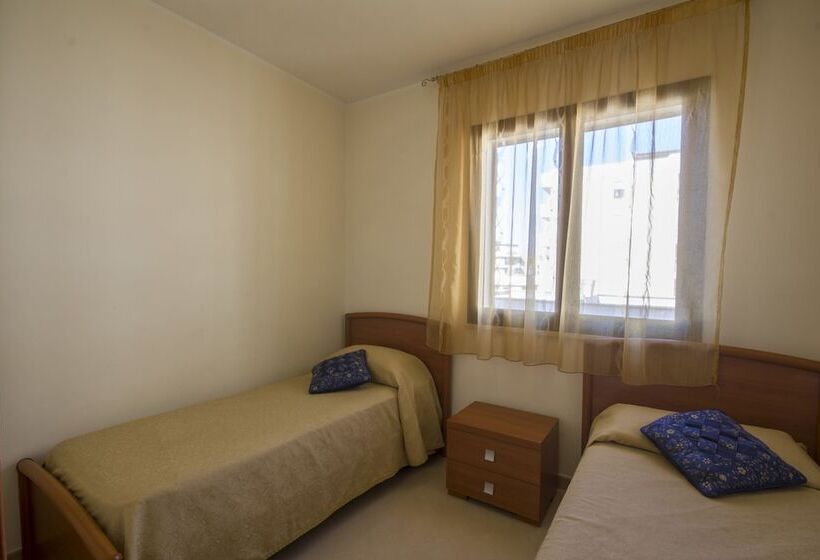 Апартаменты 3 Спальни, Residence Le Saline