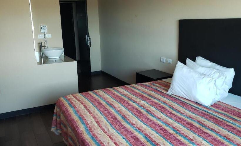 جناح مطلّ علي البحر, Terrasol