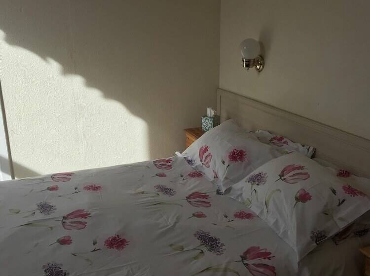 Номер Стандарт, Dorstan House