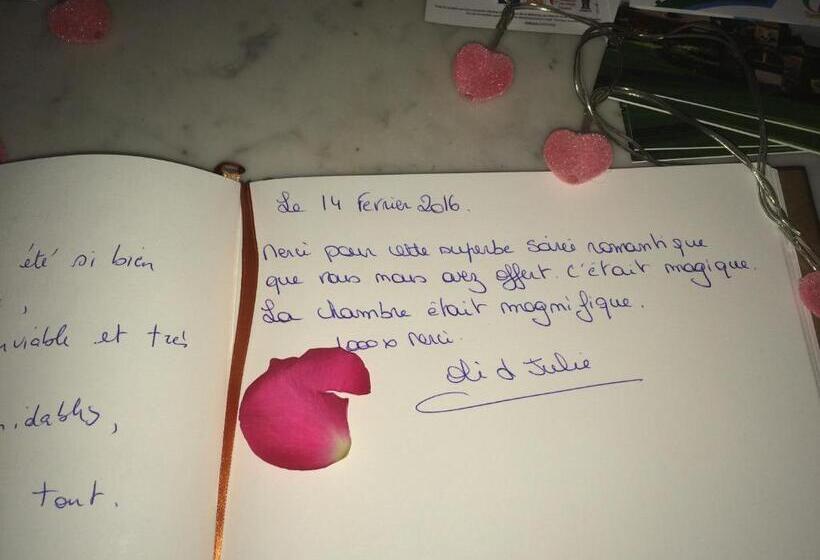 テラス付きデラックスルーム, Western City