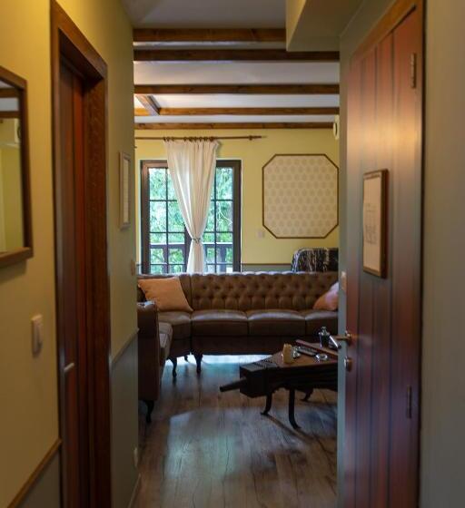 침실 1개 아파트, Western City