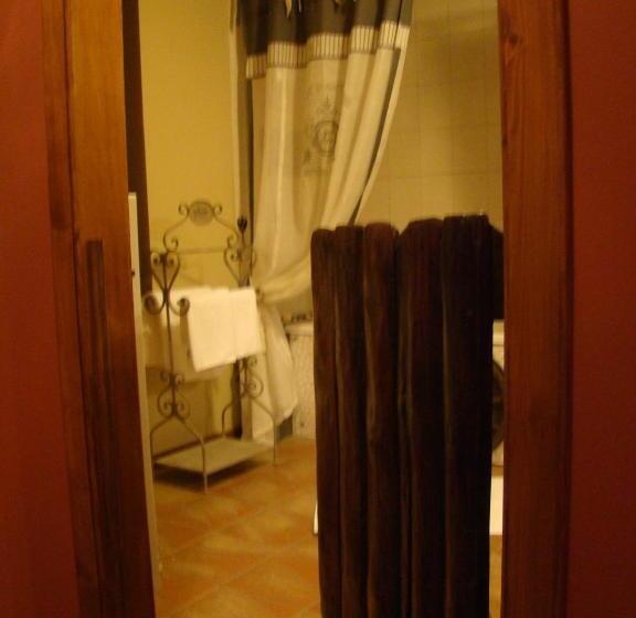 テラス付きデラックスルーム, Western City