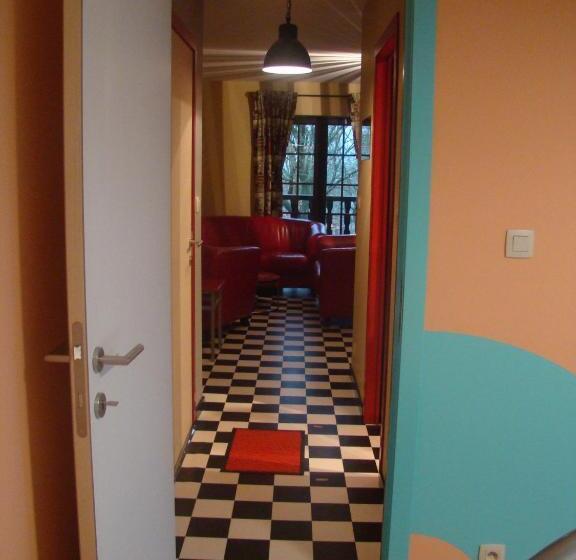 스탠다드 스튜디오, Western City