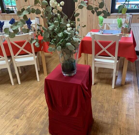 스탠다드 자쿠지 룸, Western City