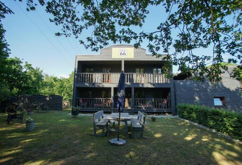 스탠다드 자쿠지 룸, Western City