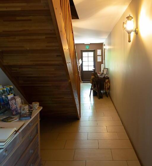 침실 1개 아파트, Western City