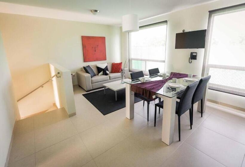 غرفه قياسيه سريرين مزدوجين, Redwood Villas Zona Industrial San Luis Potosi