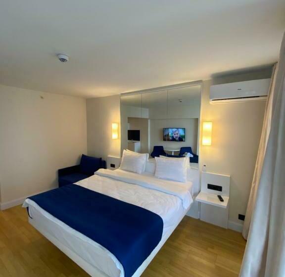 سوییت با چشم‌انداز دریا, Orbi Hotel Rooms