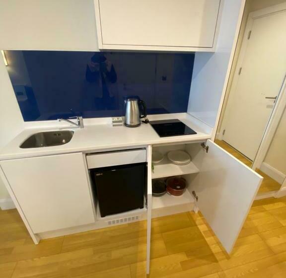 سوییت با چشم‌انداز دریا, Orbi Hotel Rooms