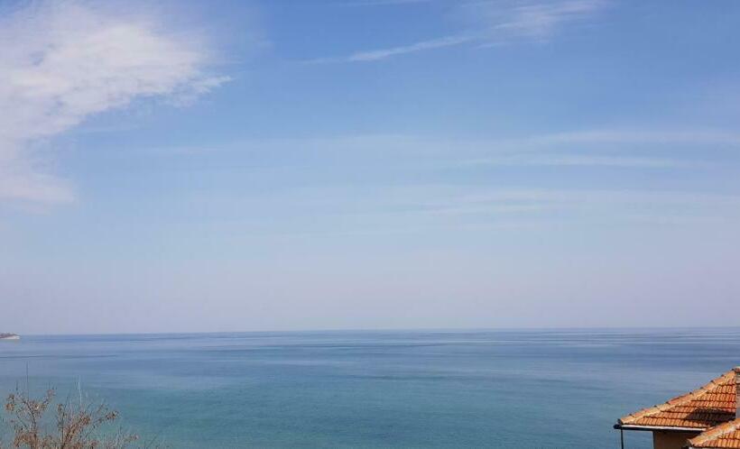 스탠다드 룸 바다 전망, Mida