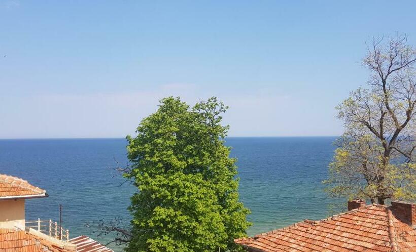 스탠다드 룸 바다 전망, Mida