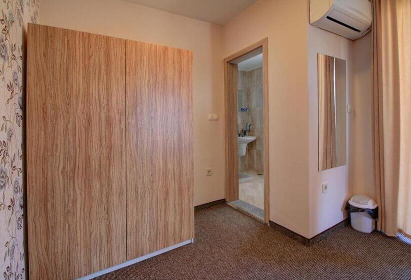 디럭스 룸 바다 전망, Mida