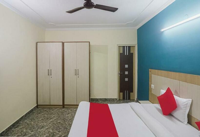 חדר סטנדרט, Capital O Hotel Crown Inn Near Appu Ghar