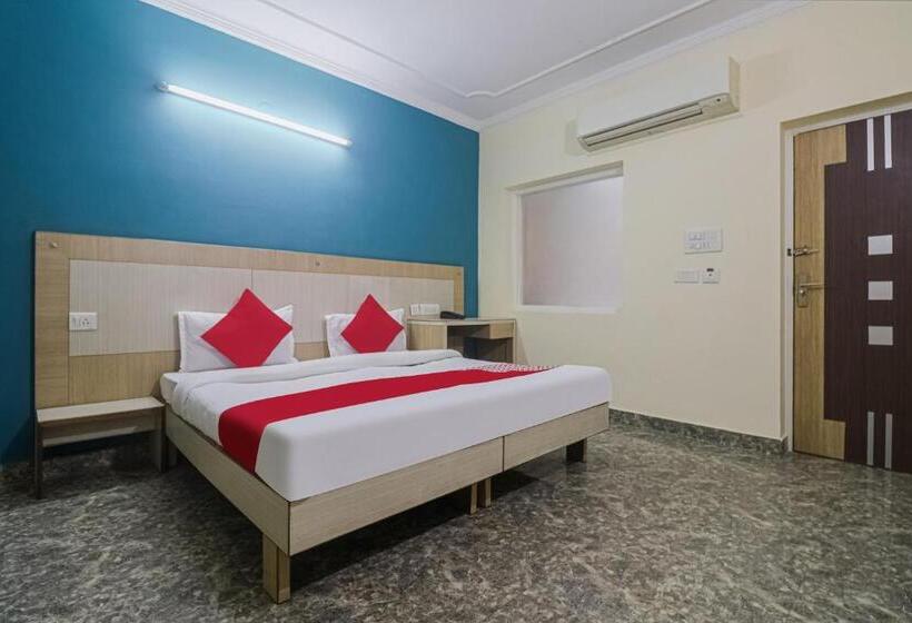 חדר סטנדרט, Capital O Hotel Crown Inn Near Appu Ghar