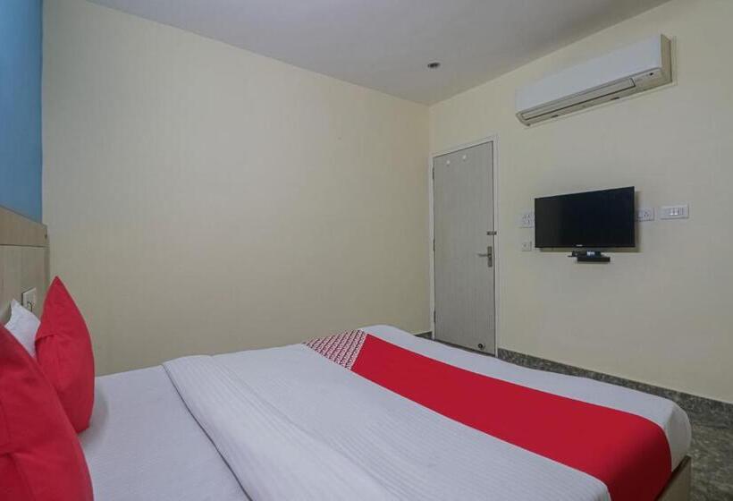 חדר סטנדרט, Capital O Hotel Crown Inn Near Appu Ghar