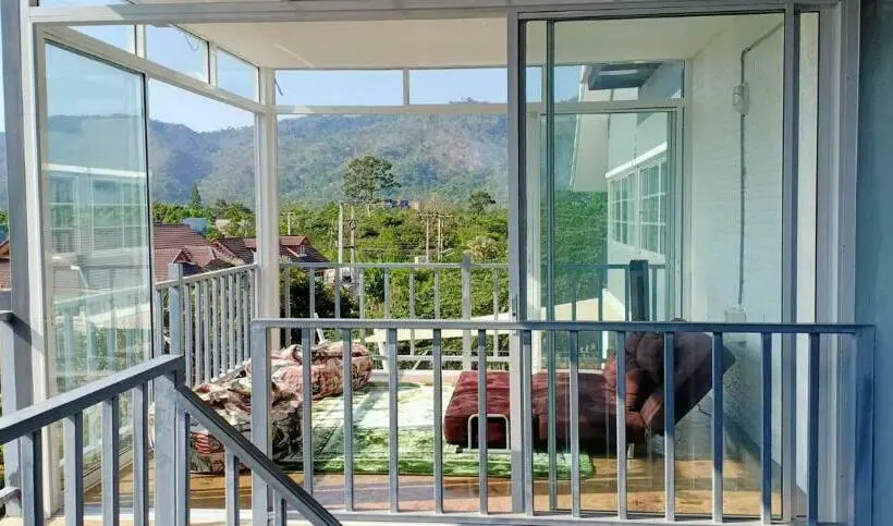 Talo 3 Makuuhuonetta, 1st House Of Happiness At Khao Yai 1 4 Bed Open 1 Bedroom For Each 2 Adults