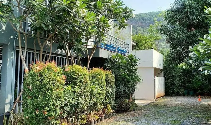 Talo 3 Makuuhuonetta, 1st House Of Happiness At Khao Yai 1 4 Bed Open 1 Bedroom For Each 2 Adults