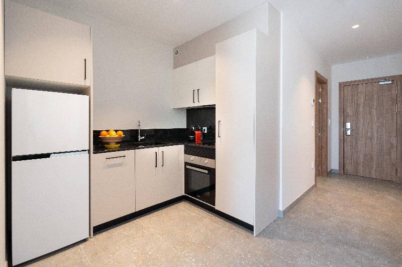 اتاق استاندارد, 7 Mile