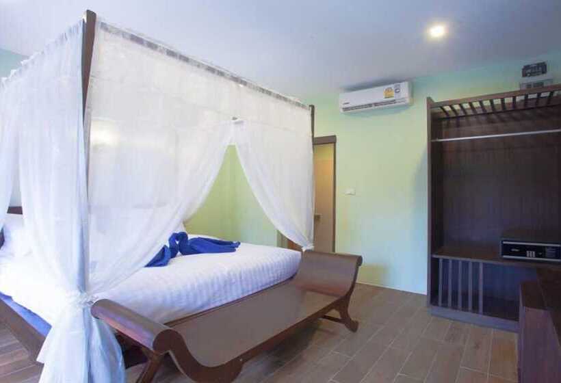 Номер Superior, Koh Tao Beach Club