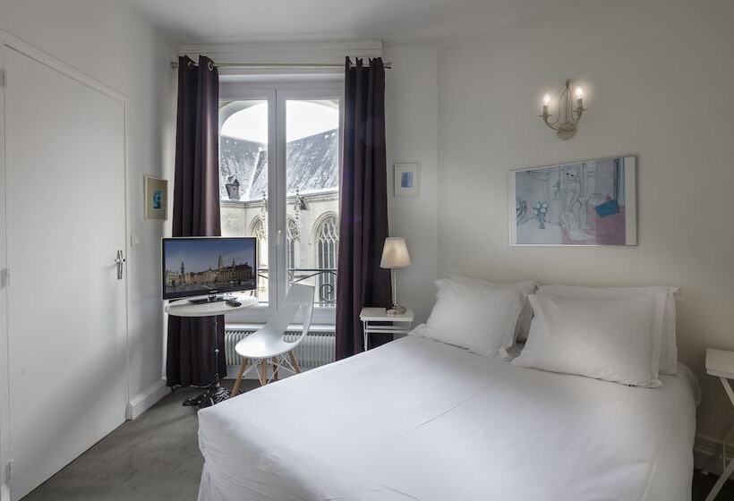 Номер Стандарт Индивидуальный, Brueghel