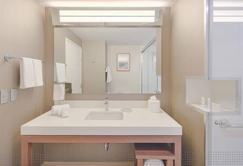 جناح, Courtyard By Marriott Saltillo