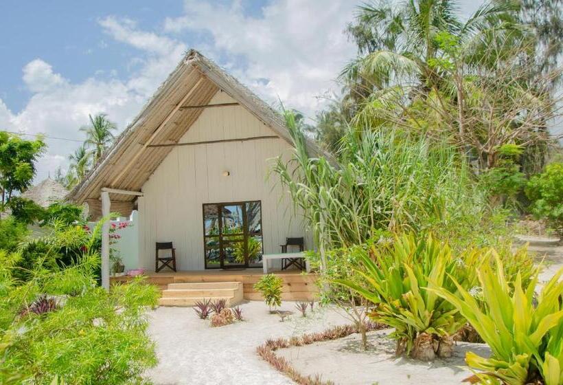 بنجلو قياسى مطل على البحر, Cristal Resort