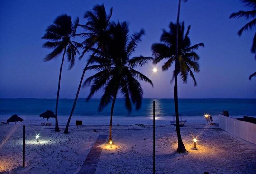 غرفة قياسية مطلّة علي البحر, Cristal Resort